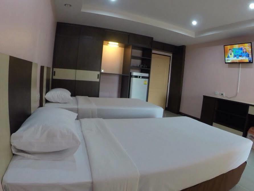 Oyo 523 Aa Pattaya Ville Экстерьер фото